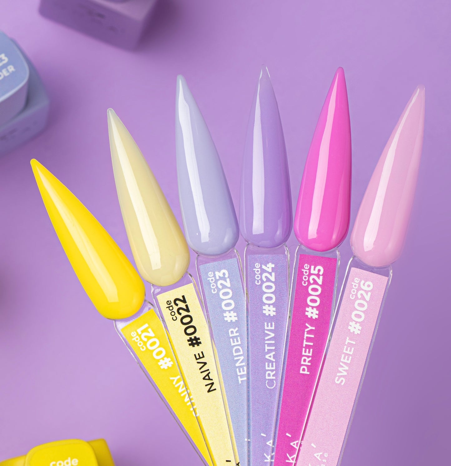 DNKA's cover base NAIVE 12ml