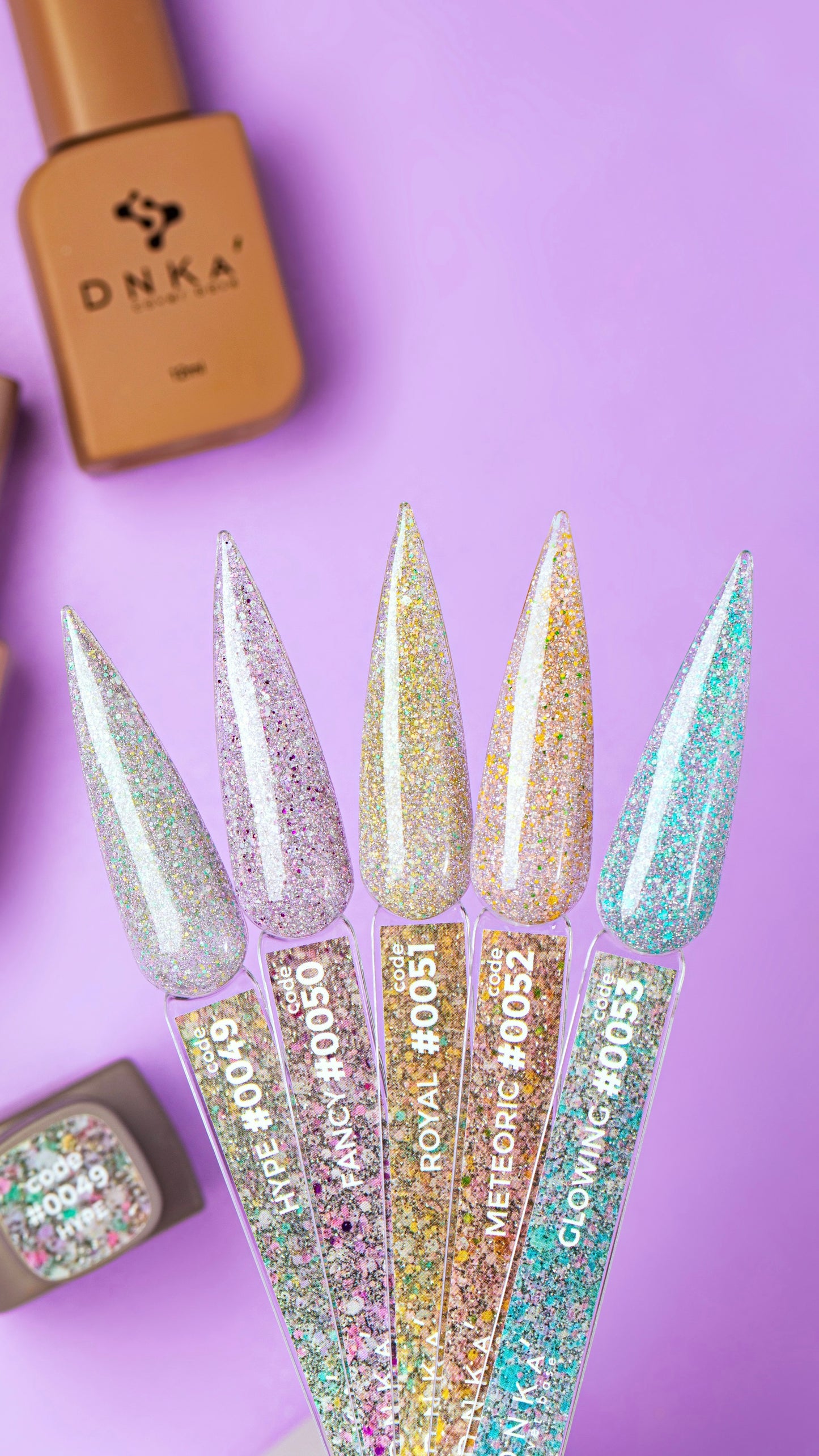 DNKA's cover base HYPE 12ml